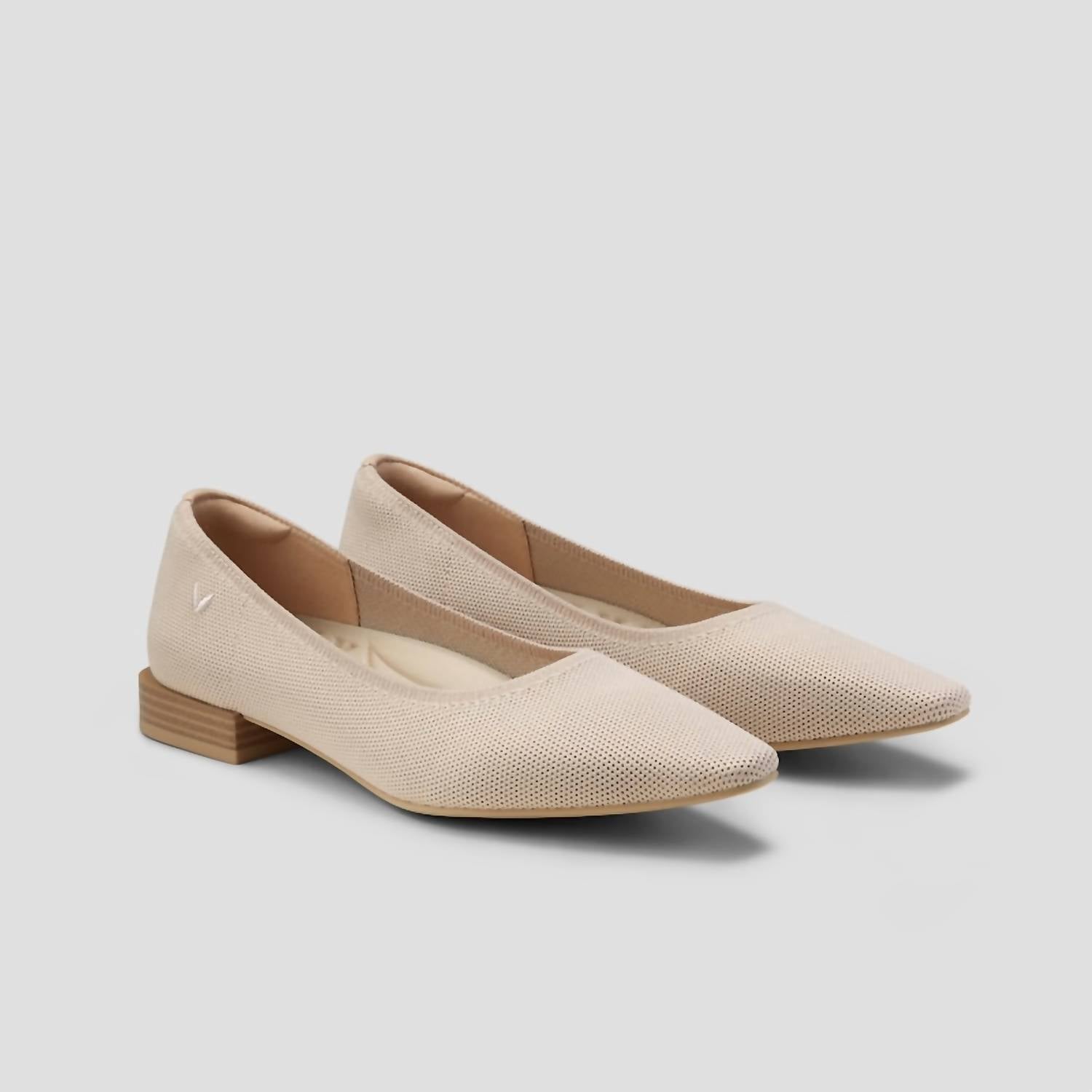 Vivaia - Women's Minnie Pro Pumps