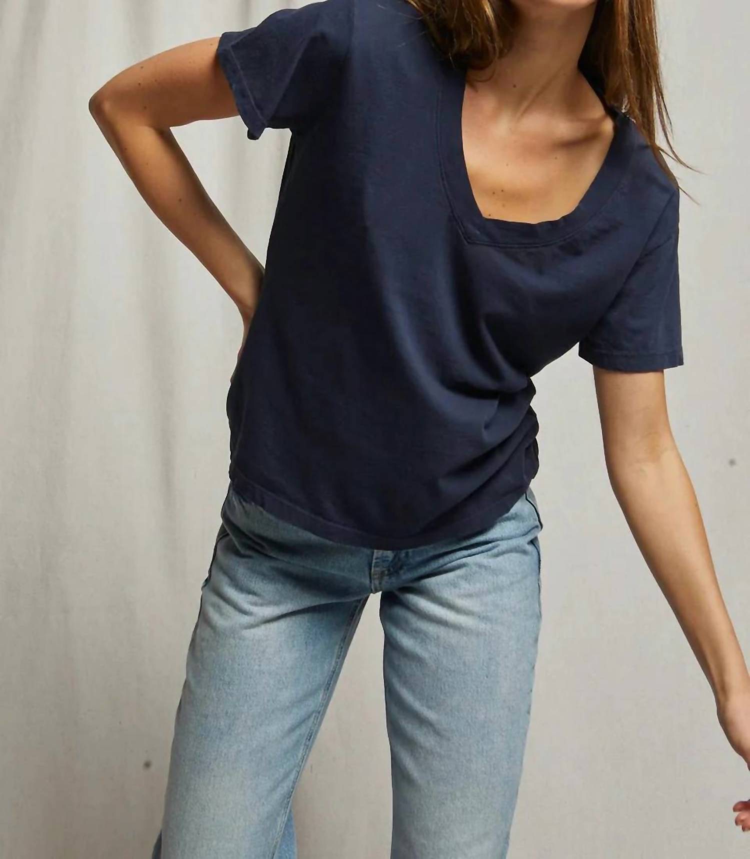 Perfectwhitetee - Hendrix Boxy V-Neck Tee