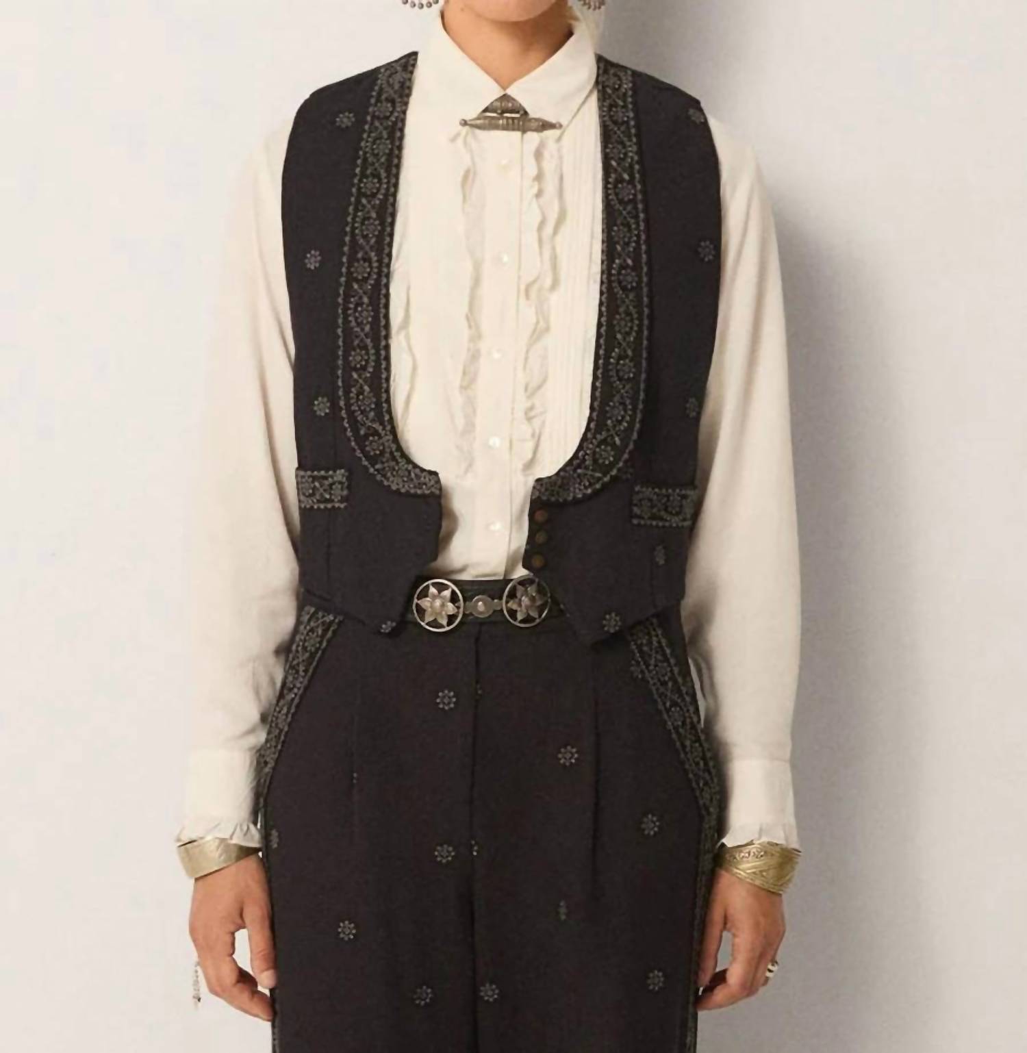 Maison Hotel - Lupita Sleeveless Vest