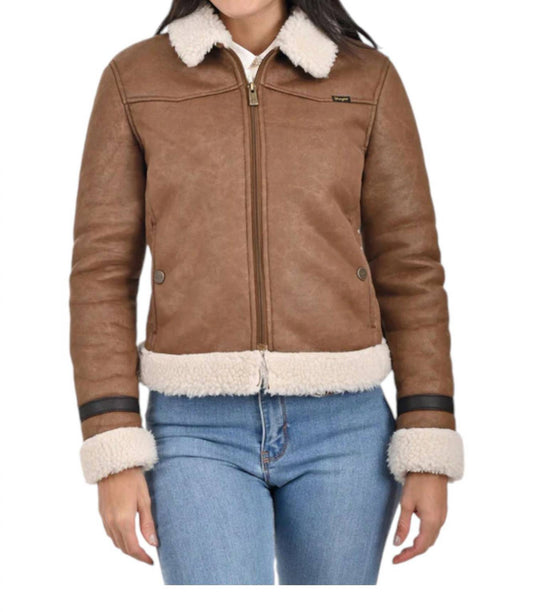 Wrangler - Ladies coat with sheepskin on collar and cuffs
