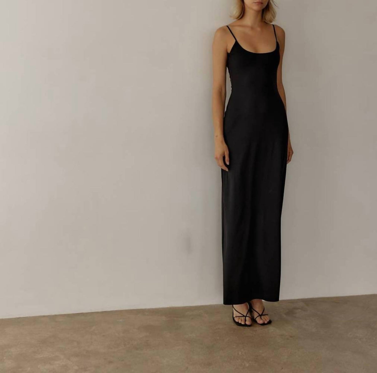 Mod Ref - Women's Tris Dress