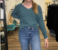 Staccato - V-Neck Raw Edge Seam Pullover Sweater