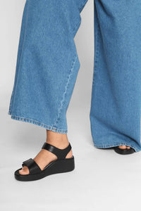 Aetrex - Women's Ariel Adjustable Quarter Strap Wedge Sandals
