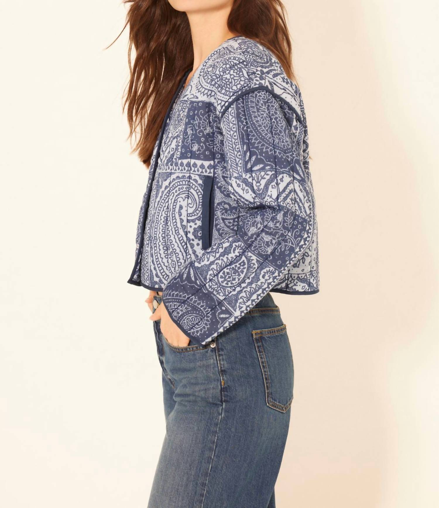 Bila77 - Blanche Paisley Jacket