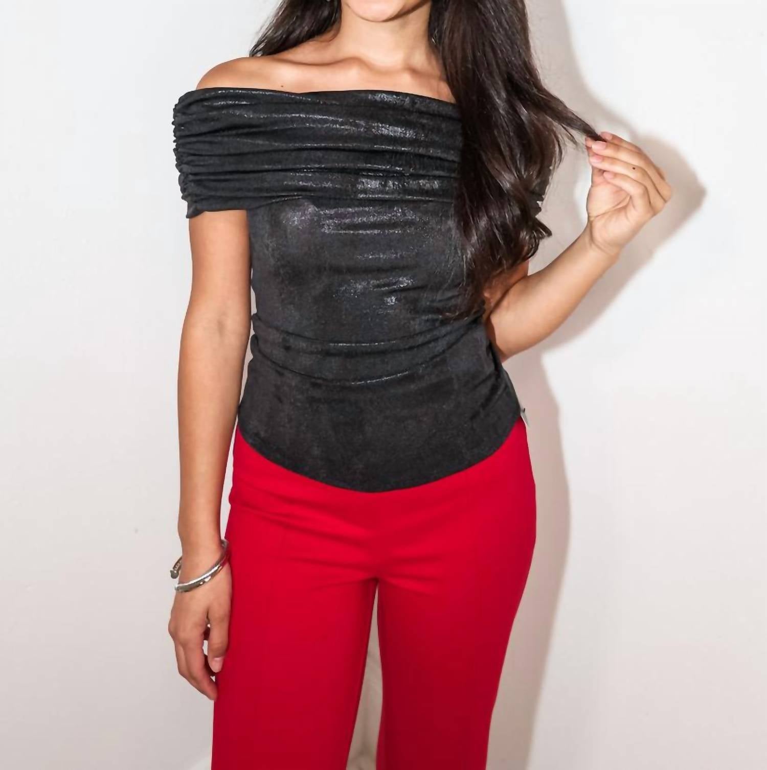 Elan - Off The Shoulder Top