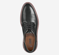 JOHNSTON & MURPHY Men's Upton Dress Plain Toe Oxfords in black full grain - men's shoe - detail view