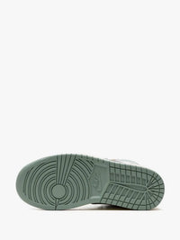 Jordan - Women's Air Jordan 1 Sneaker