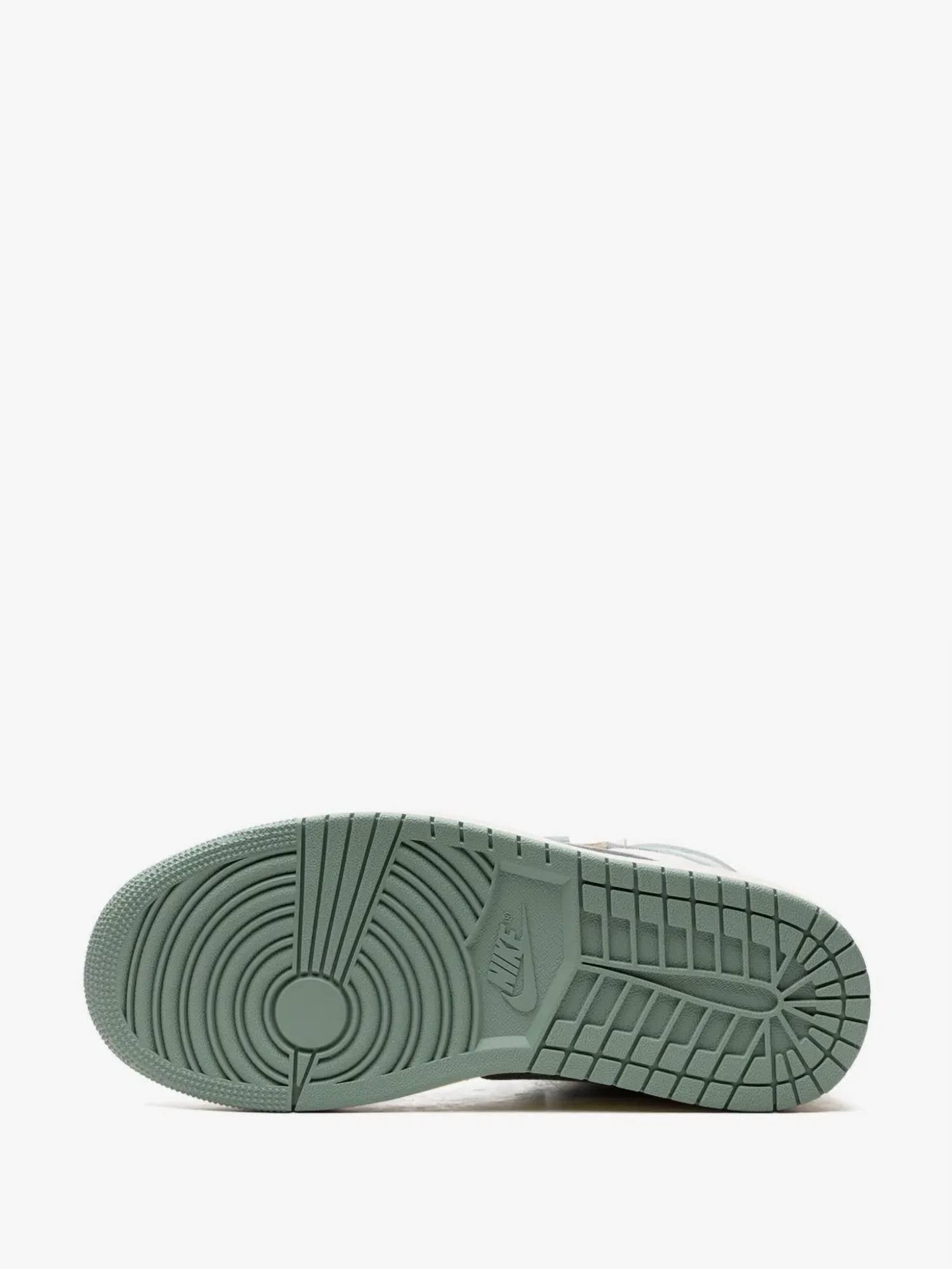Jordan - Women's Air Jordan 1 Sneaker