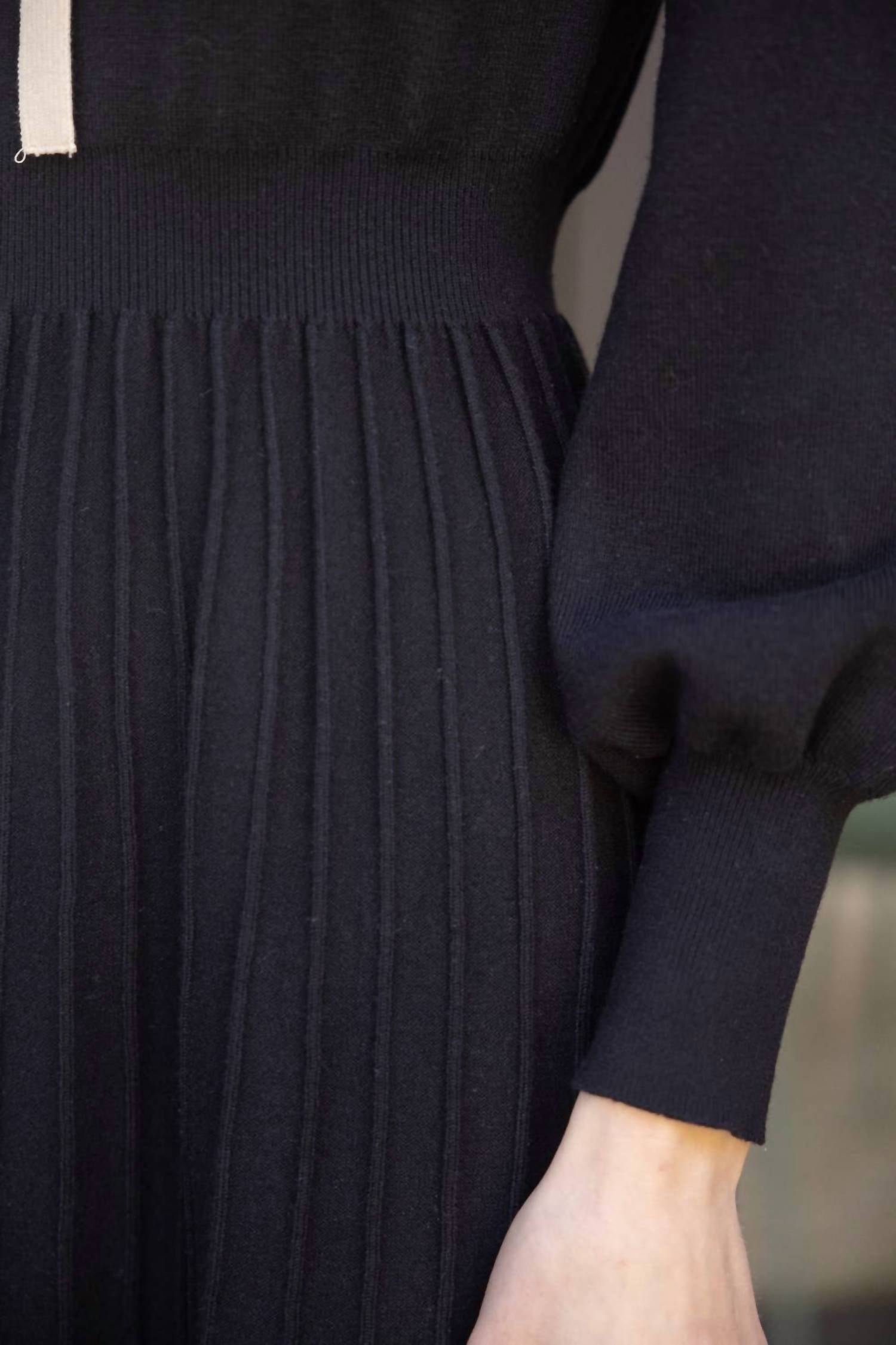 Voy - Joy Princess Sleeve Ribbon Neckline Midi Knit Dress