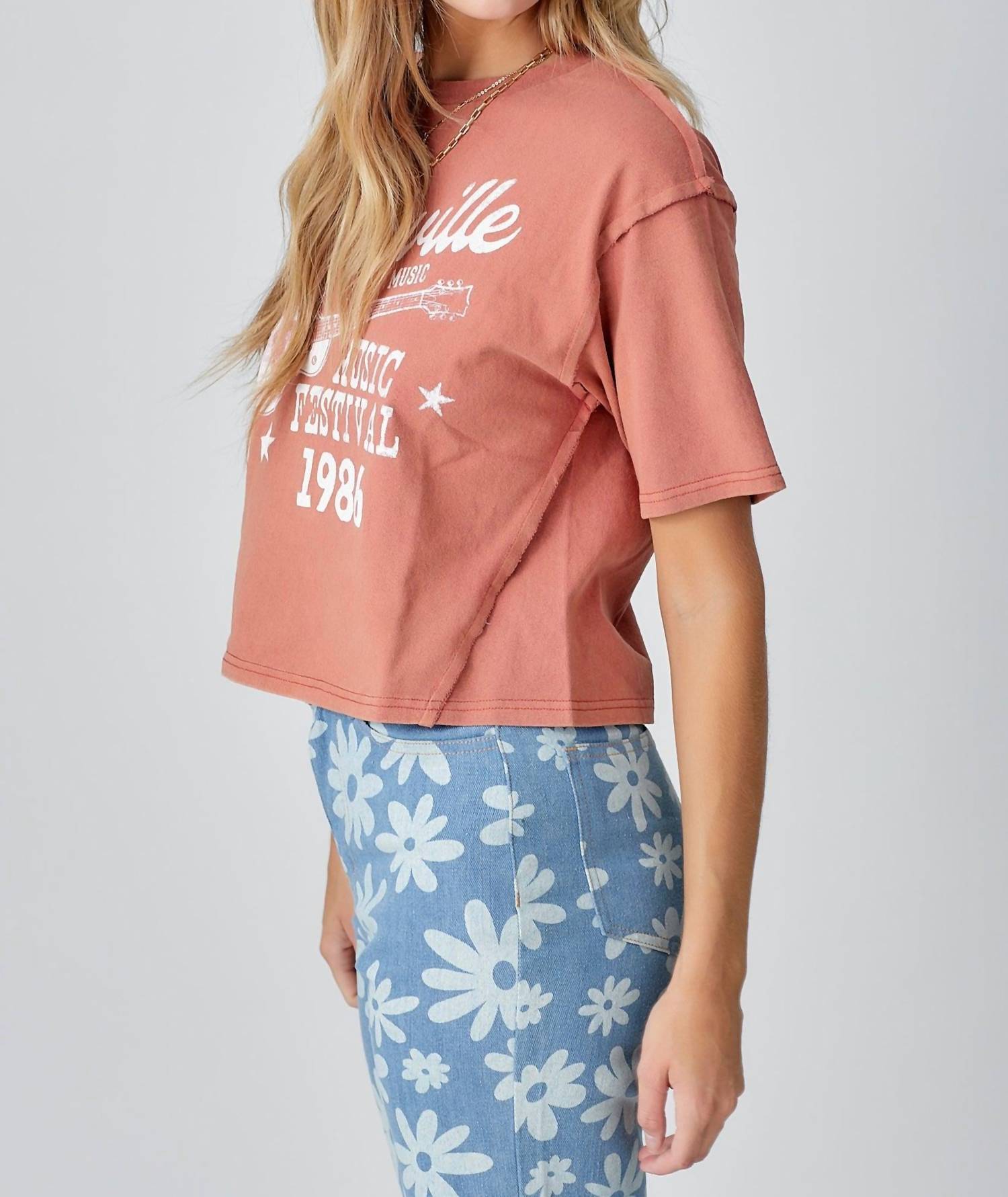 Baevely By Wellmade - Nashville Music Fest Cropped Tee
