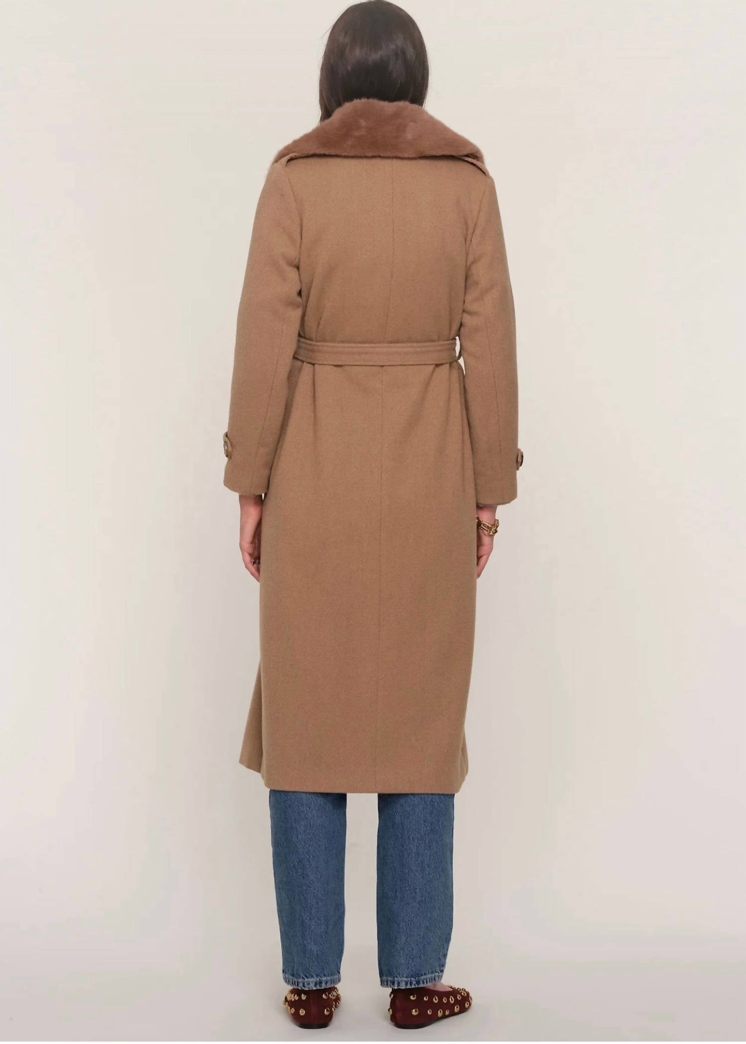 Heartloom - Ross Coat With Faux Fur Collar