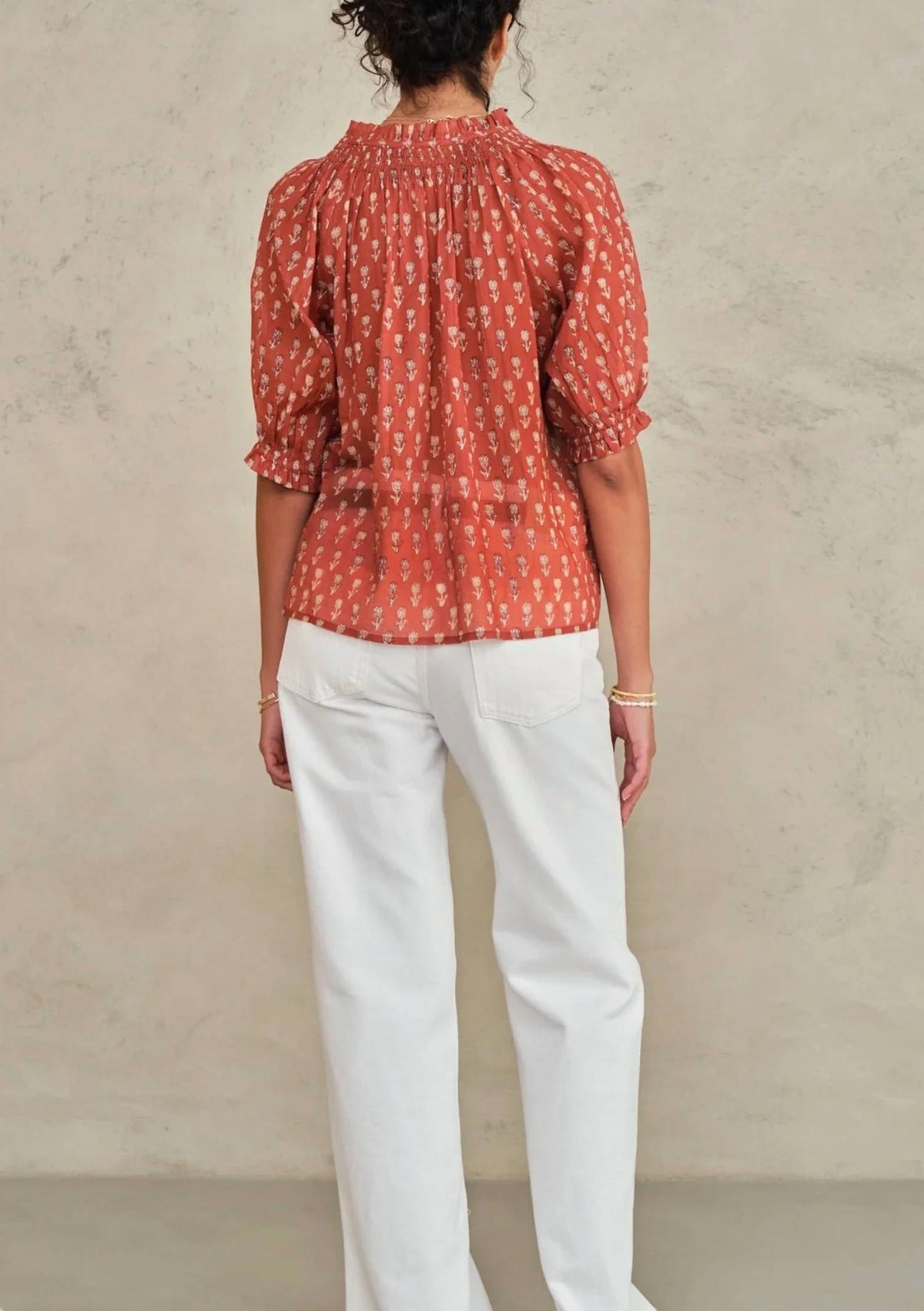 M.A.B.E. - Ari Short Sleeve Top