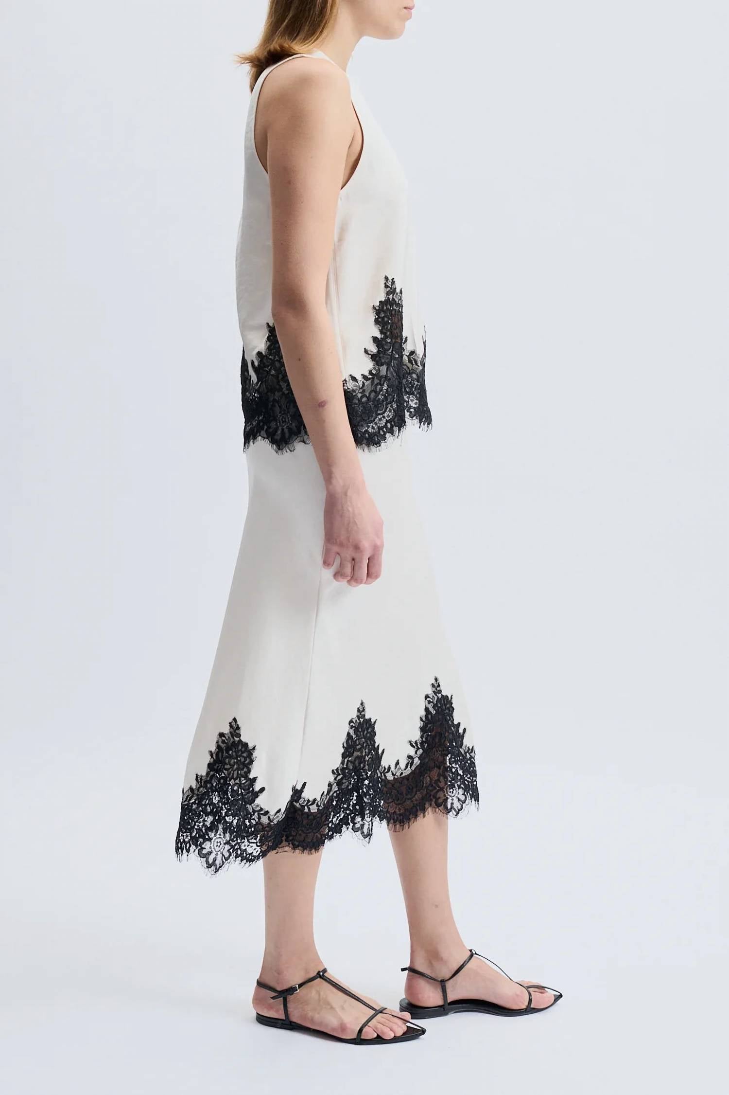Saint Art - Talia Lace Trim Skirt