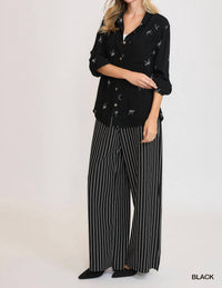 Umgee - Linen Blend Embroidered Bow Button-Down Shirt
