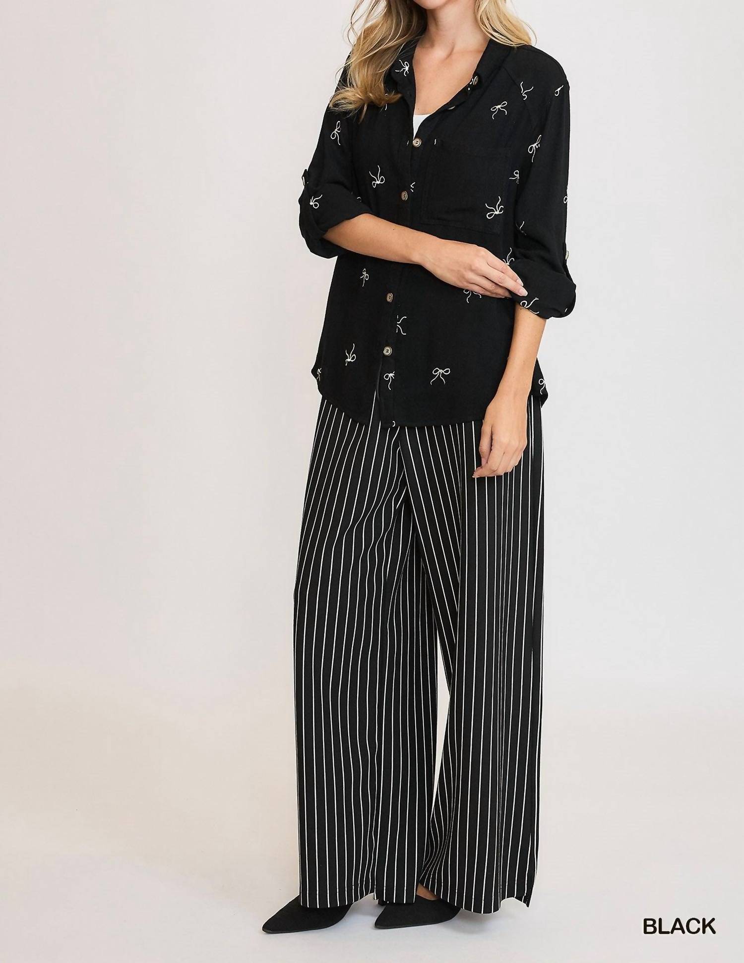 Umgee - Linen Blend Embroidered Bow Button-Down Shirt