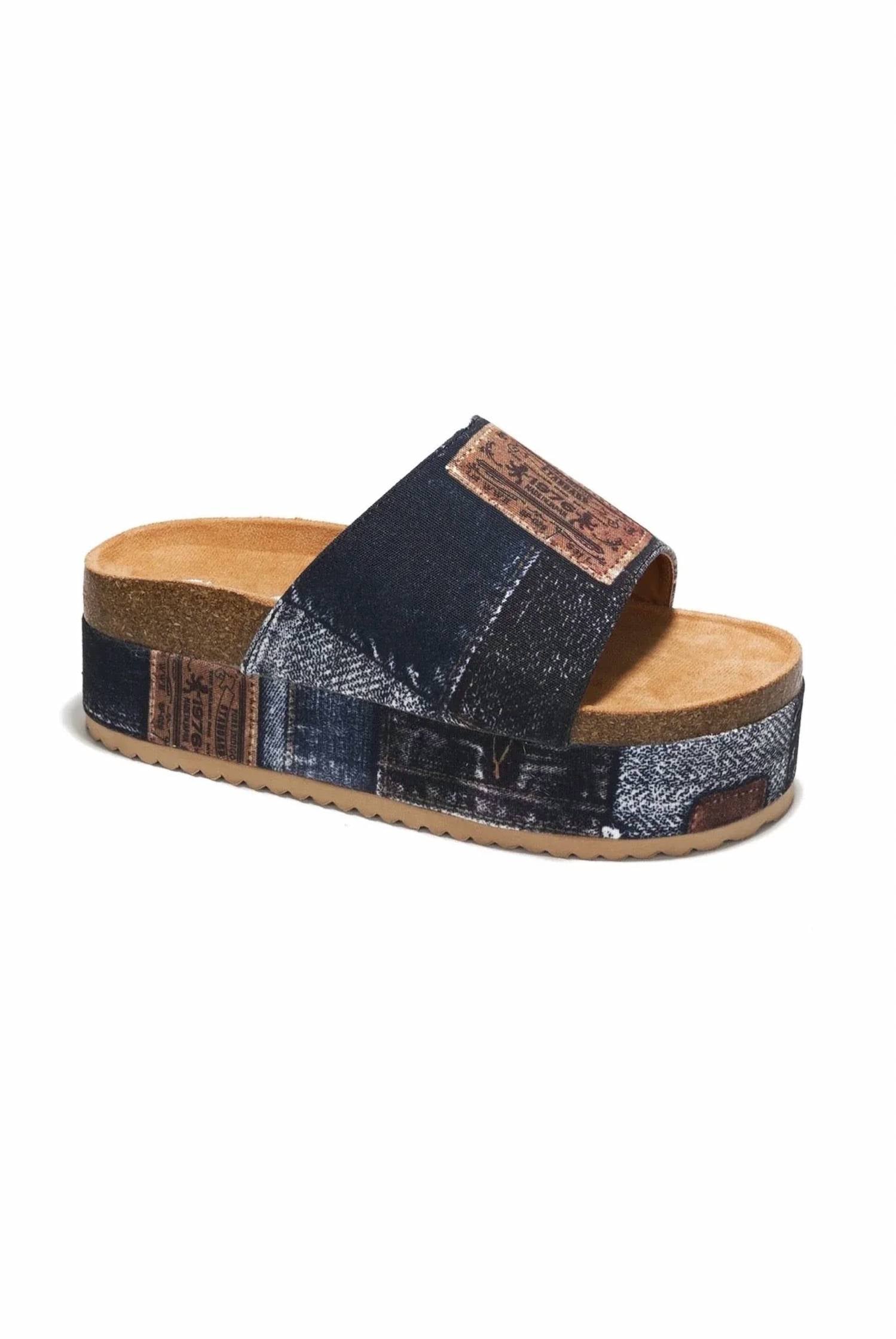 Cape Robbin - Women's Hacha Platform Slide Sandal