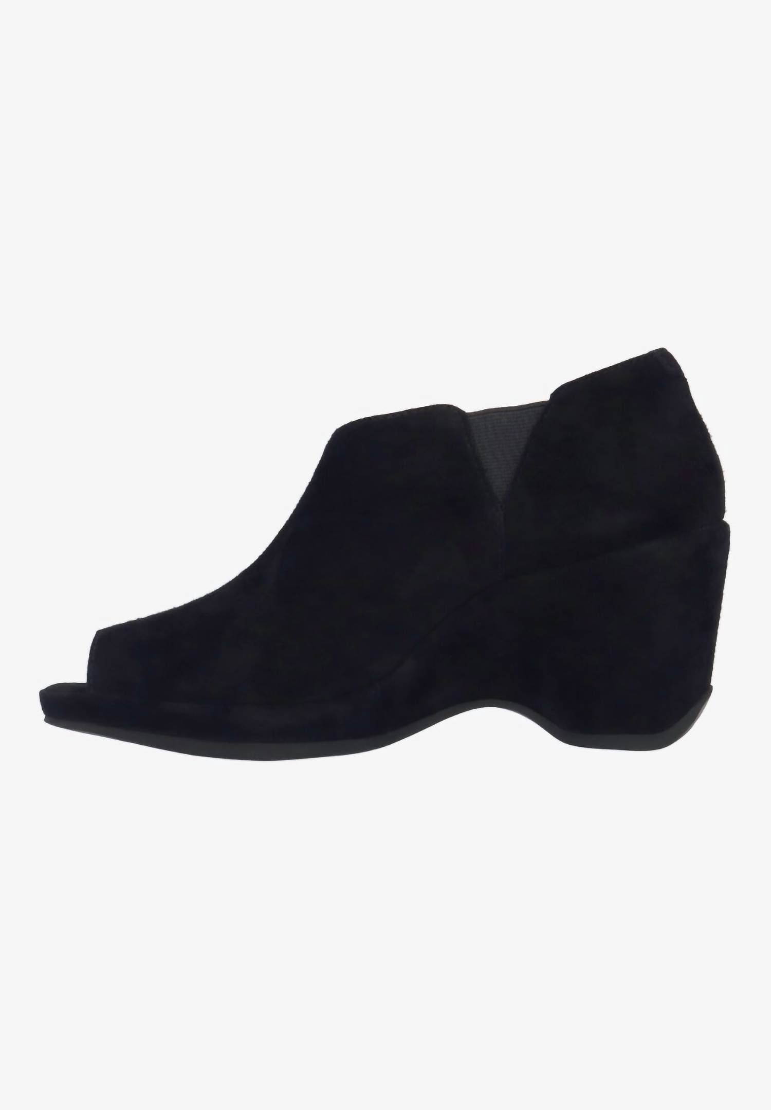 L'Amour Des Pieds - Women's Oksana Suede Slip On Shoe