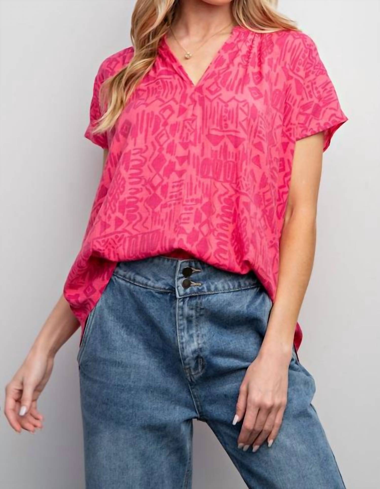 Easel - The Peach Blossom Top - PLUS