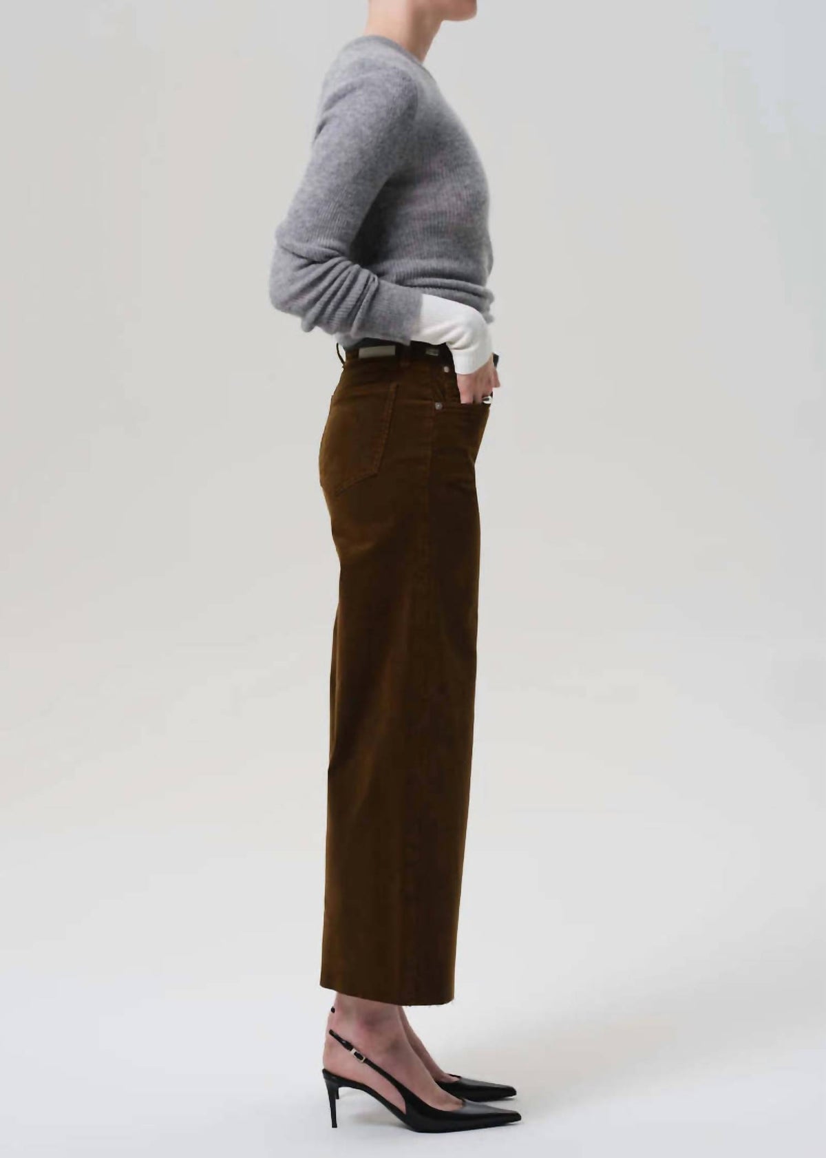 Citizens of Humanity Women's Lyra Wide Leg Crop Pant in manuka - women's pants - detail view