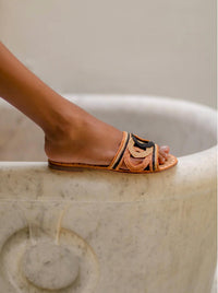 Le Mogador - Women's Ortigia Raffia Sandal