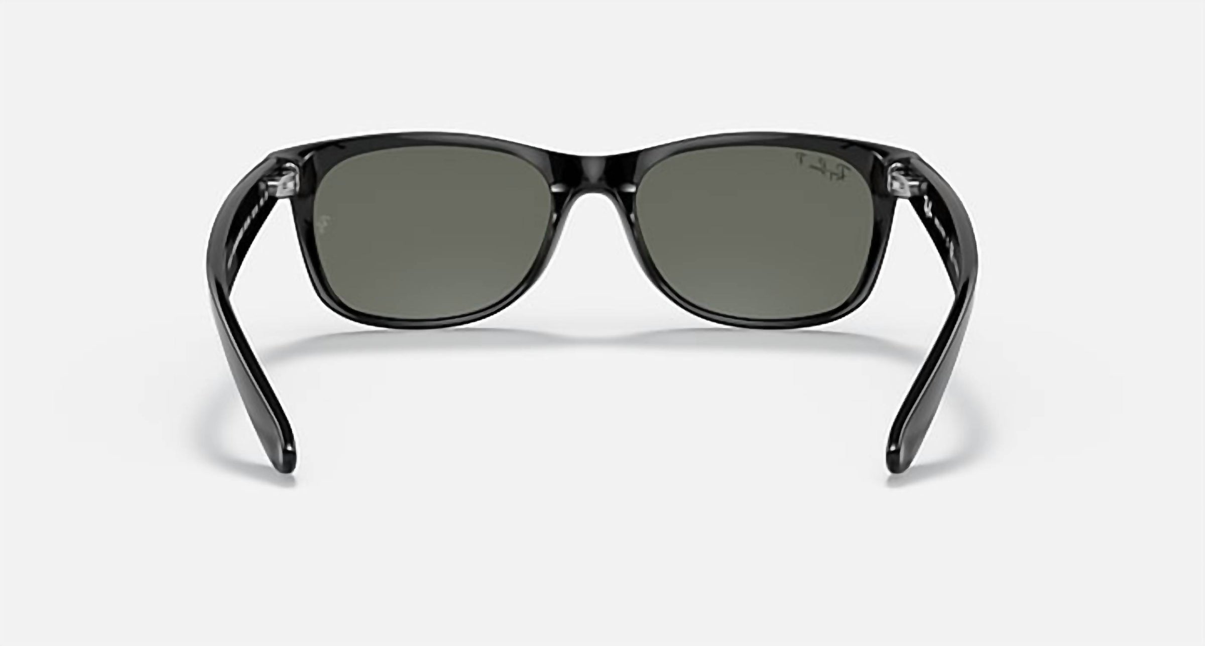 Ray Ban - New Wayfarer Classic Medium Polarized Sunglasses Rb2132 901/58