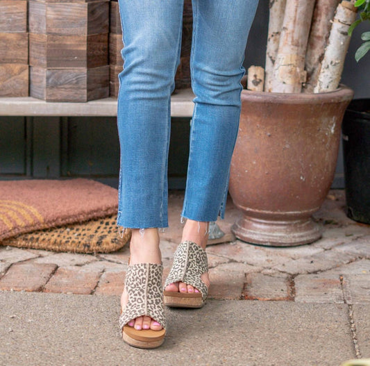 Kancan - Crossover Waist Straight Leg Jeans