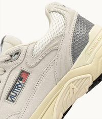 Autry - Women's Hyperway Sneaker