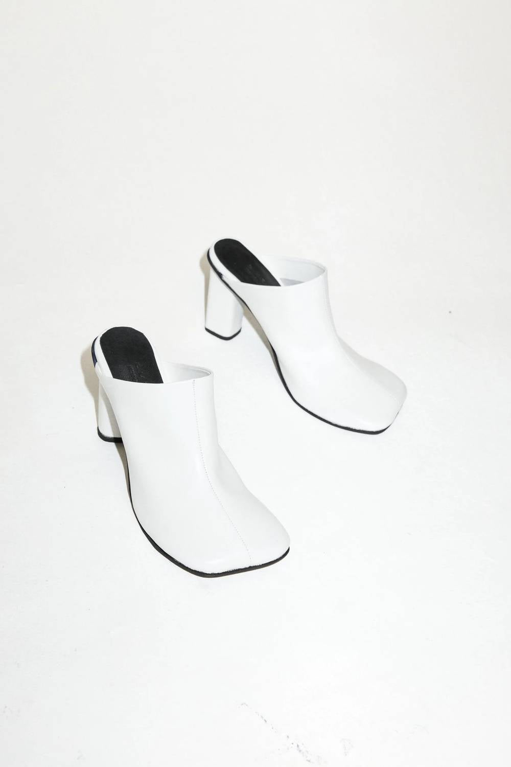 Dubie - Women's Arco Clog