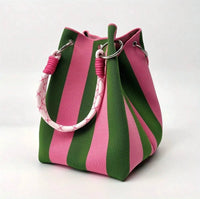 Swan Madchen - Women's Striped Ring Clasp Woven Bucket Bag