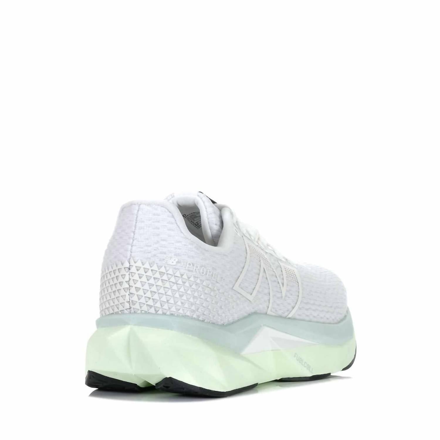 New Balance - Men's Fuelcell Propel V5 Running Shoe