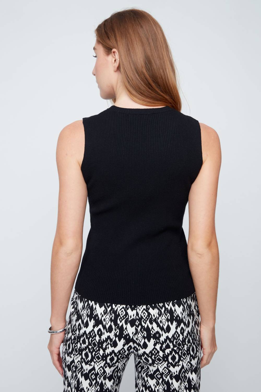 Renuar Sleeveless Knit Sweater in black - women's sweater - detail view