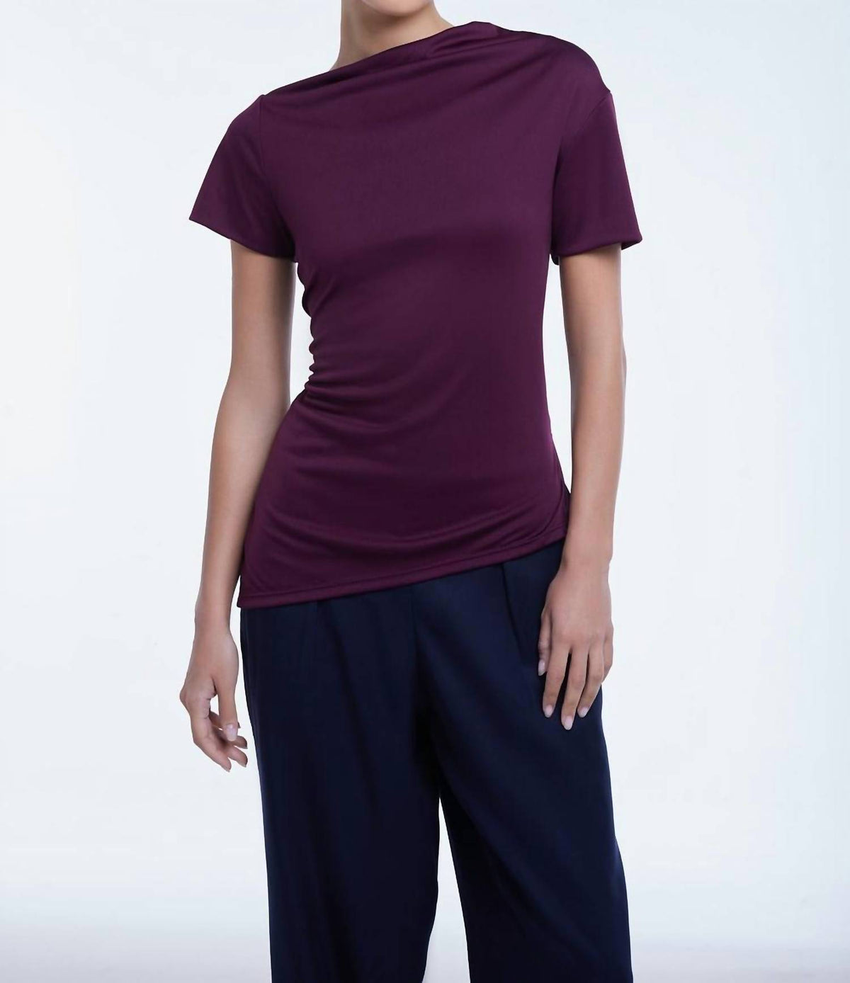 Dāl The Label - Asymmetrical Short Sleeve Top