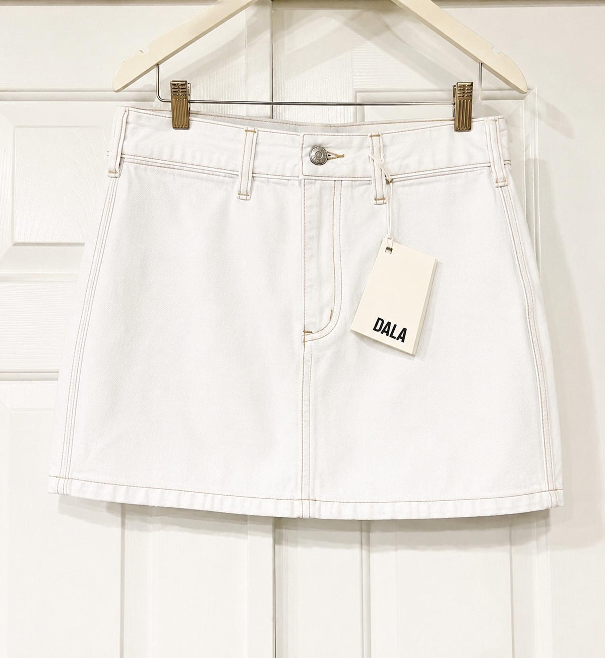 Dala - Women's Neat Mini Skirt