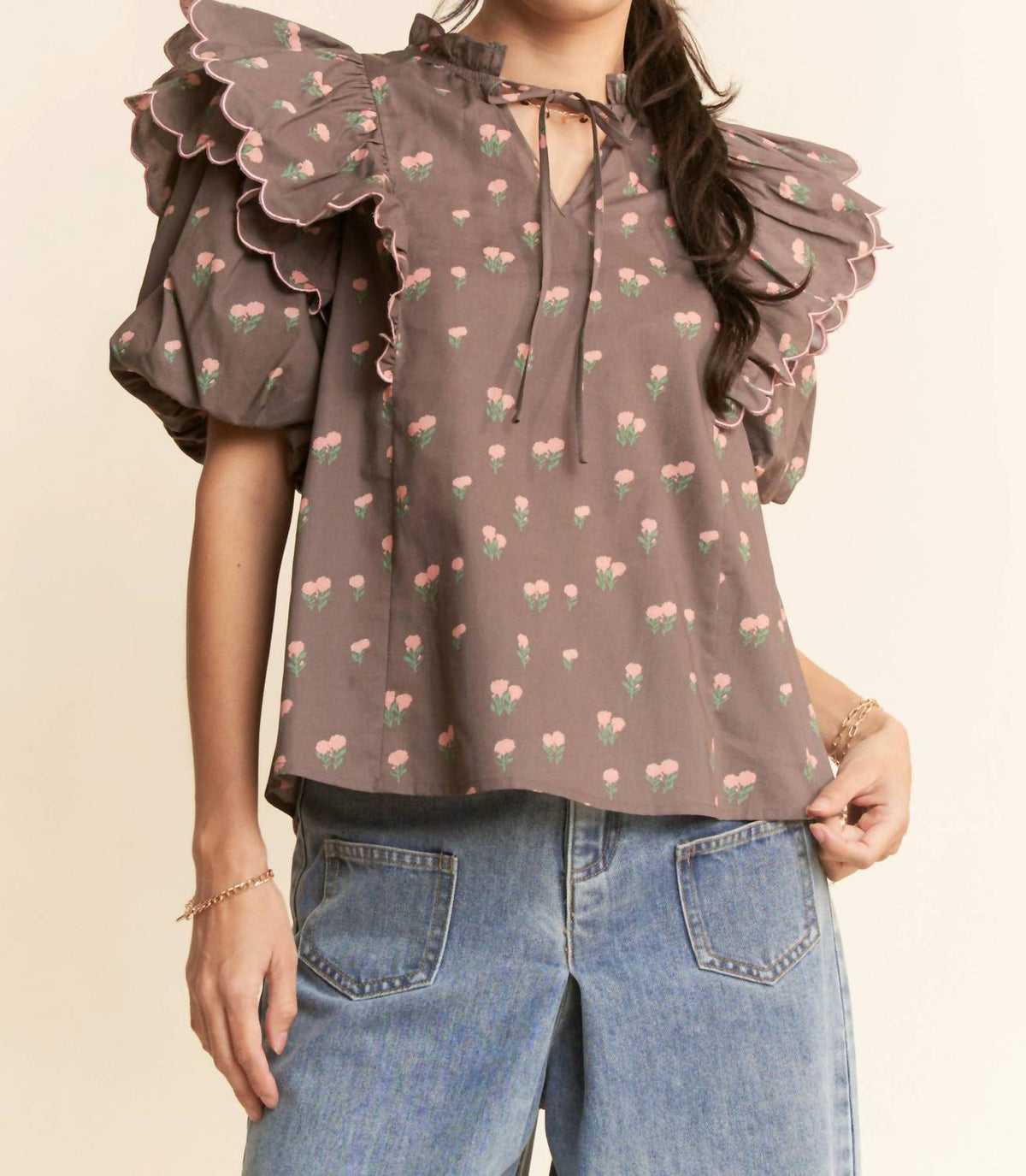 Davi & Dani - Contrast Edge Ruffle Puff Sleeve Blouse Top