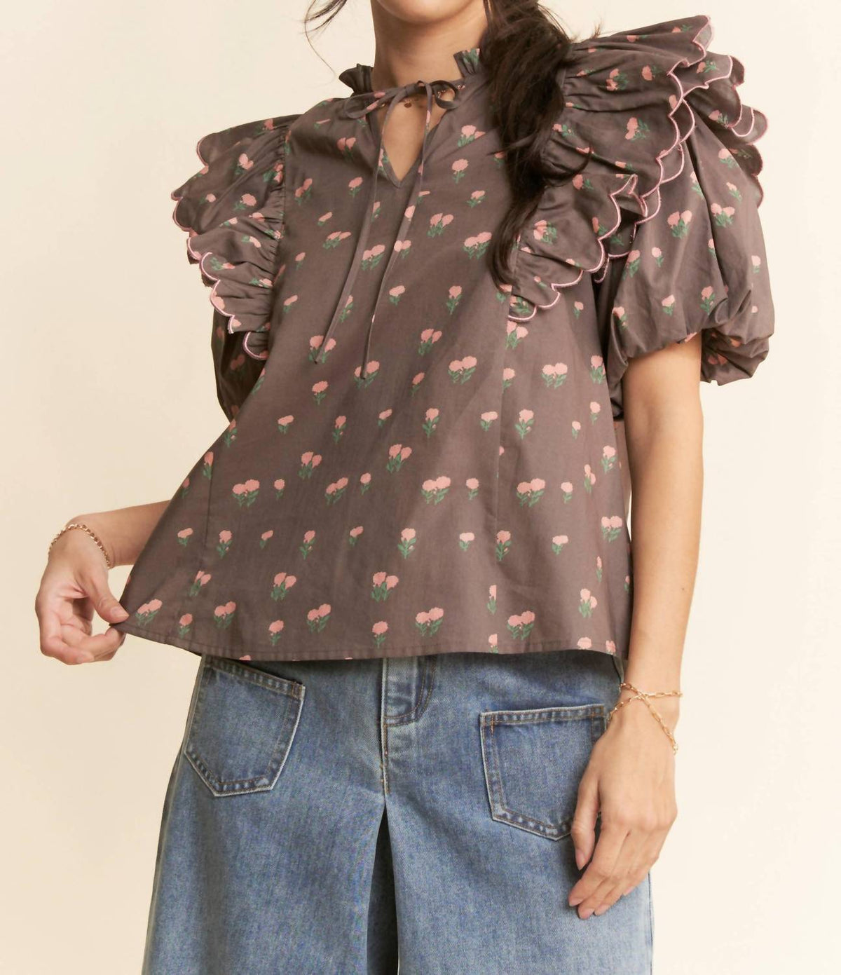 Davi & Dani - Contrast Edge Ruffle Puff Sleeve Blouse Top