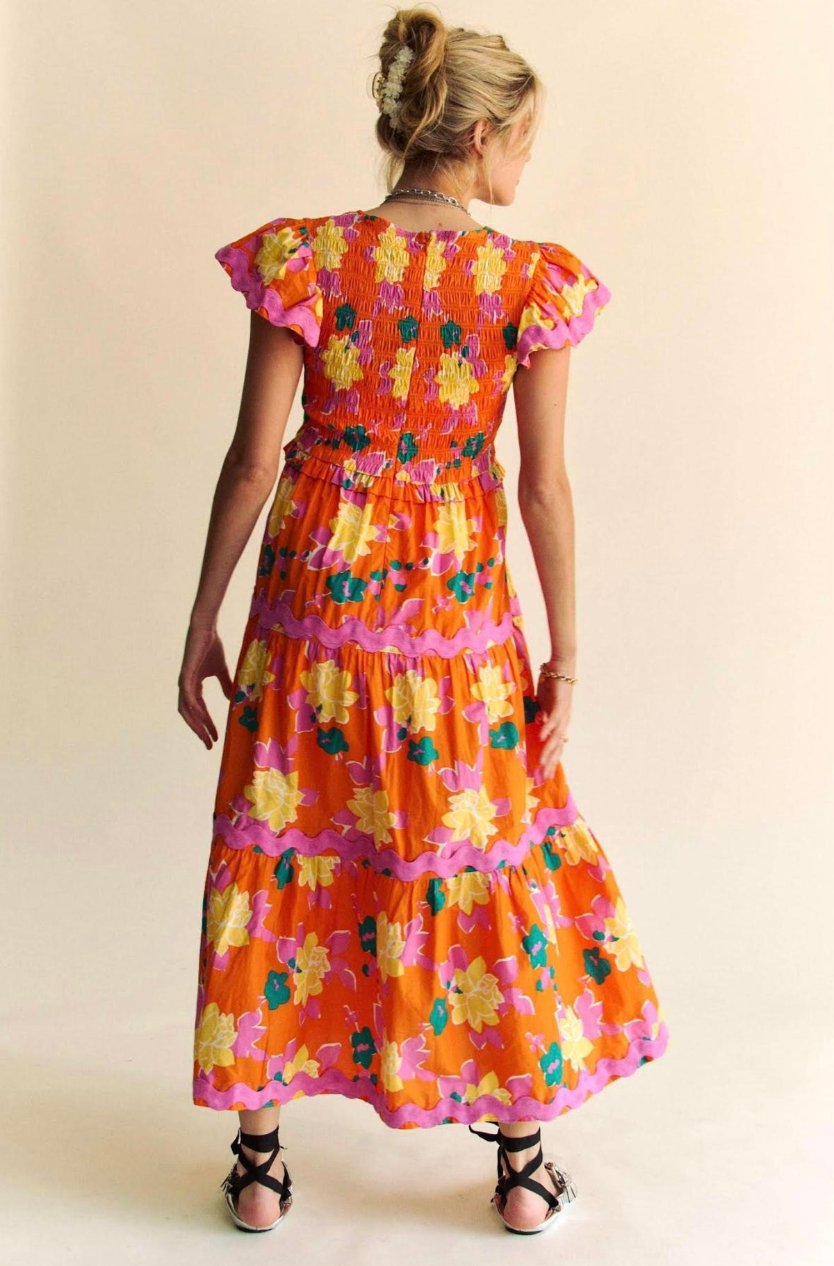 Davi & Dani - Floral Flutter Sleeve Midi Dress