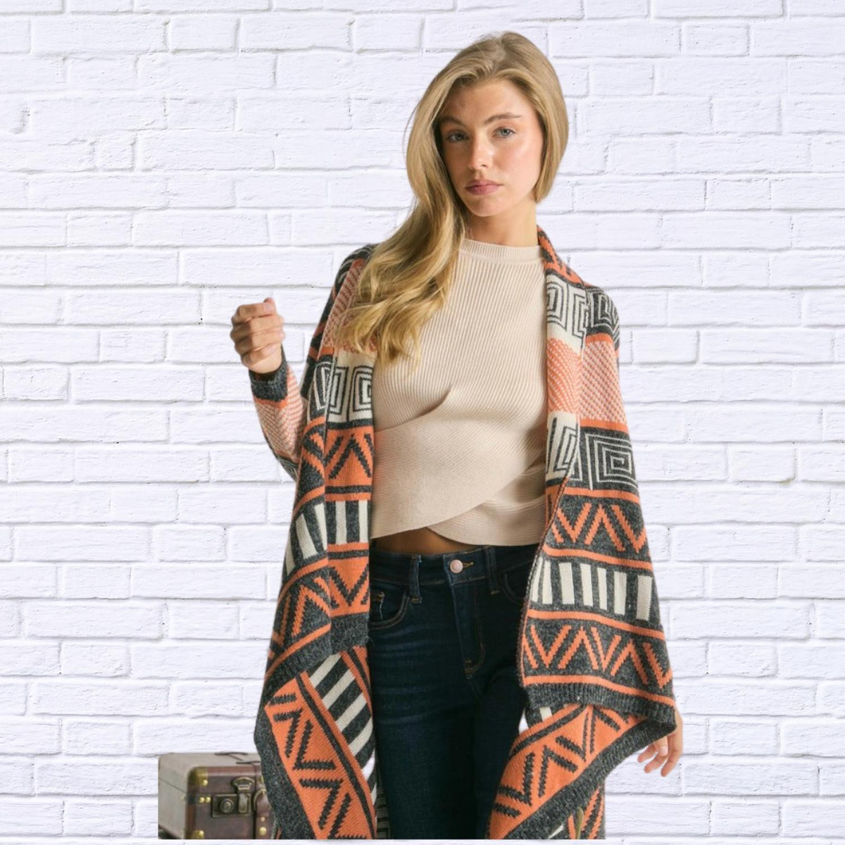 Davi & Dani - Printed Shawl Fringed Hem Cardigan