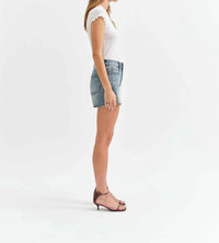 Daze - Sedona Short