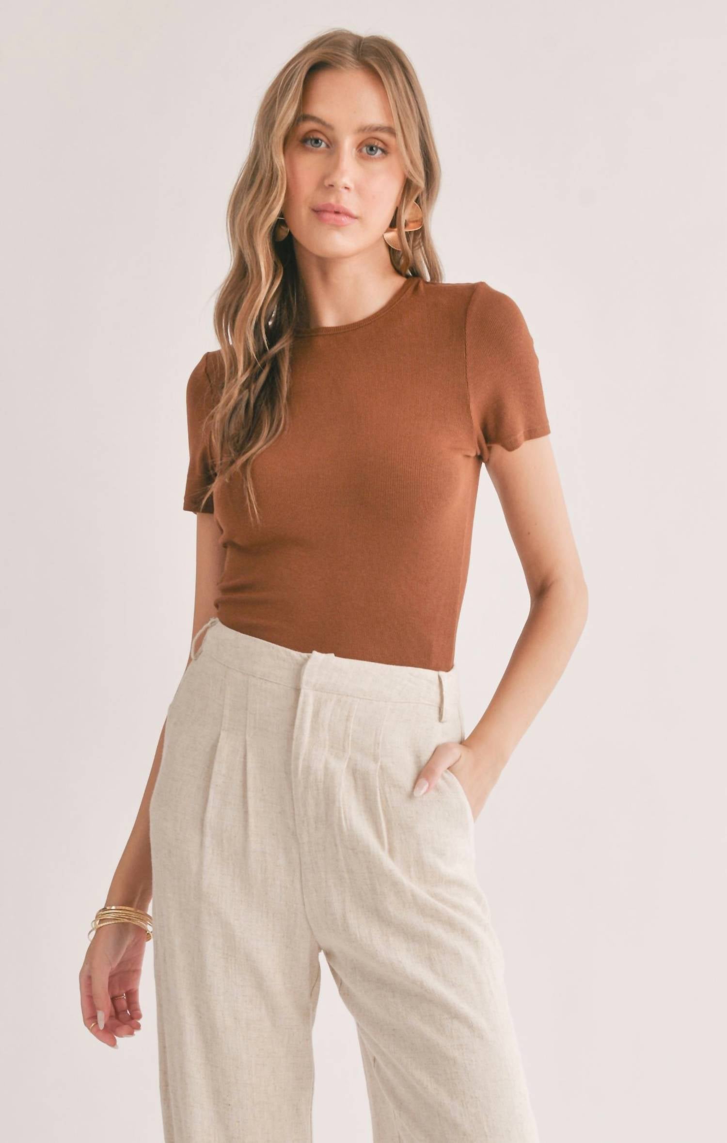 Sadie & Sage - Marshmallow Fitted Crop Tee