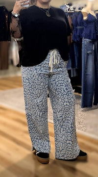 Bibi - Washed Leopard Jeans