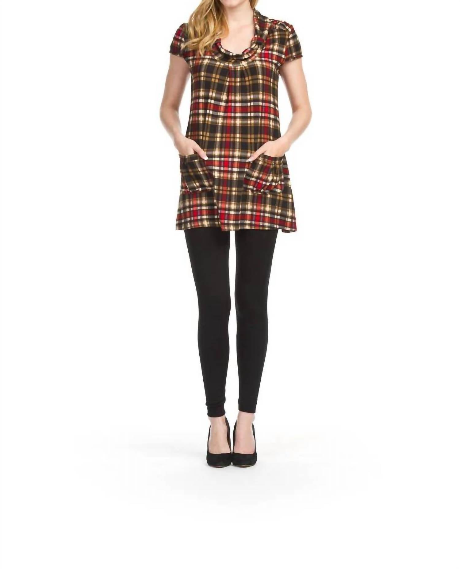 Papillon - Short Sleeve Tab Collar Dress