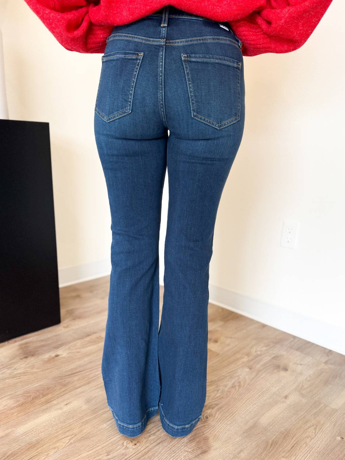 DAZE Scout Mid Rise Flare Jeans in dark wash - women's jeans - detail view