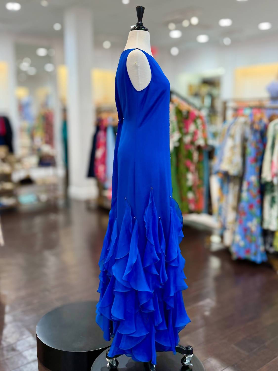Carol Peretz - Women's Long Organza Prom Gown