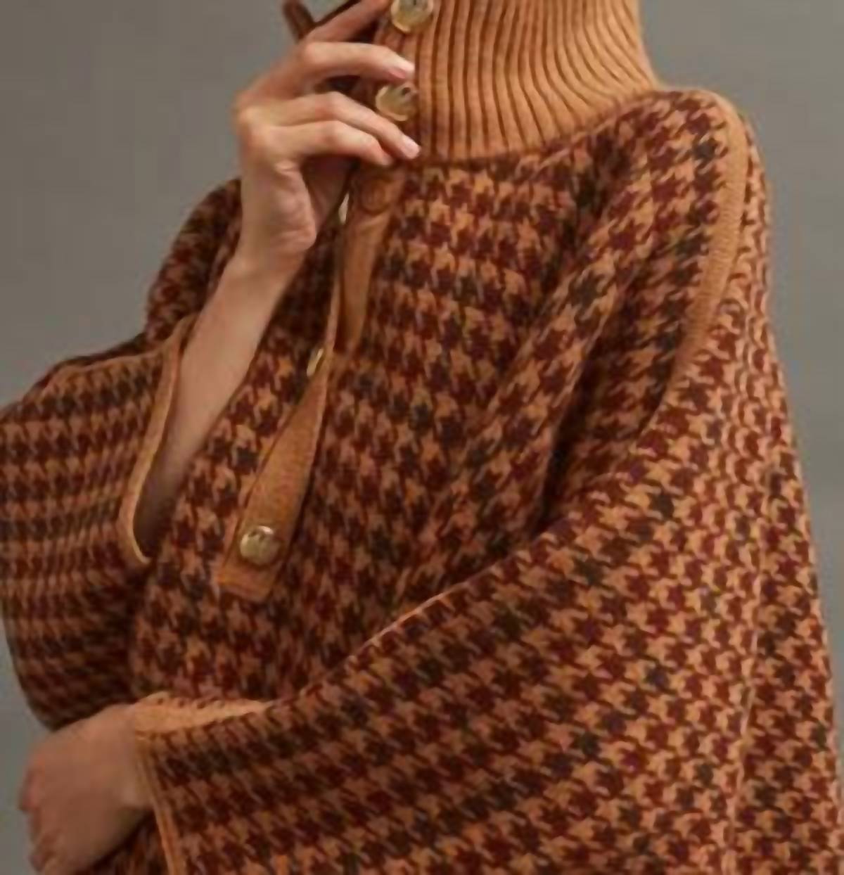 Cara Cara - Pagoda Jacquard Cape