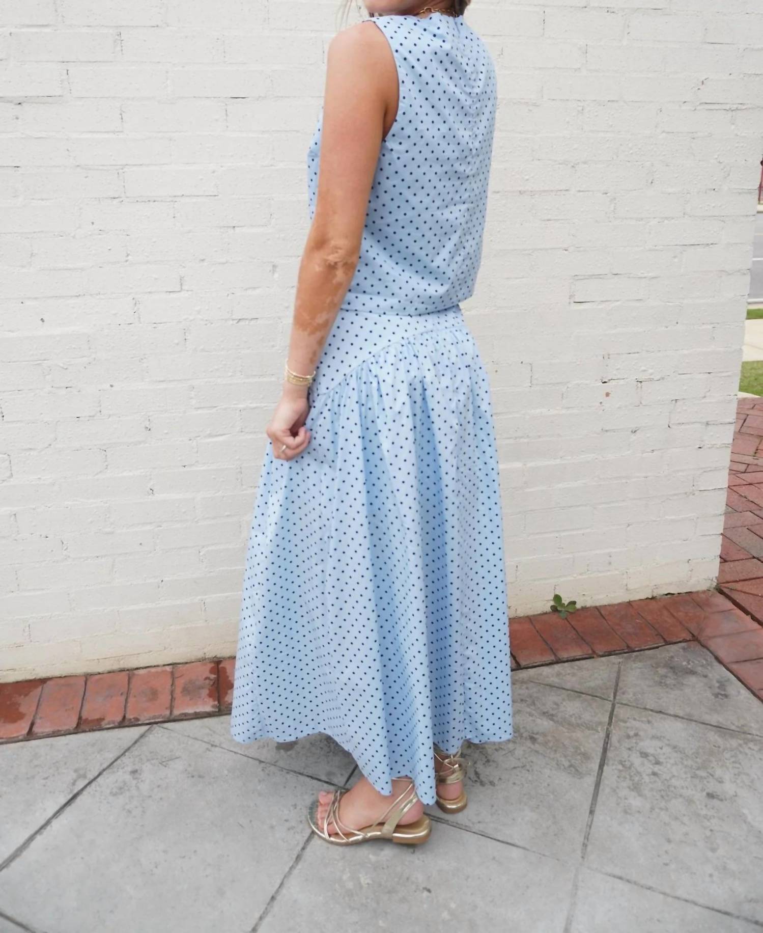 Day + Moon - Sleeveless Polka Dot Scoop Neck Top