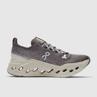 On - Women's Cloudsurfer Max Running Shoe