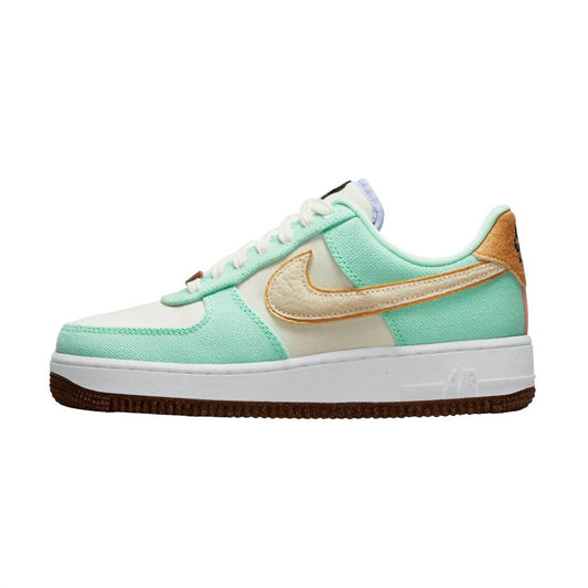 Nike - Women's Air Force 1 Low '07 Shoes