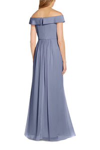 Adrianna Papell - Off Shoulder Ruched Piping Detail Crepe Chiffon Dress