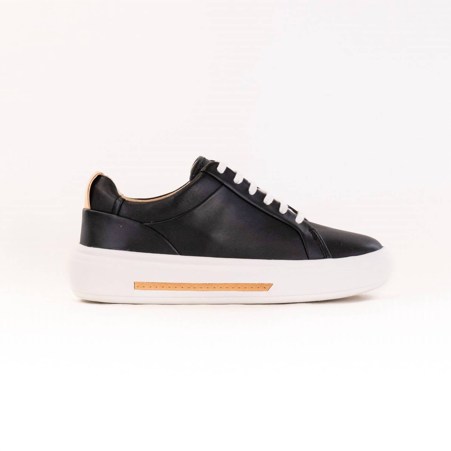 Clarks - Women's Hollyhock Walk Shoes