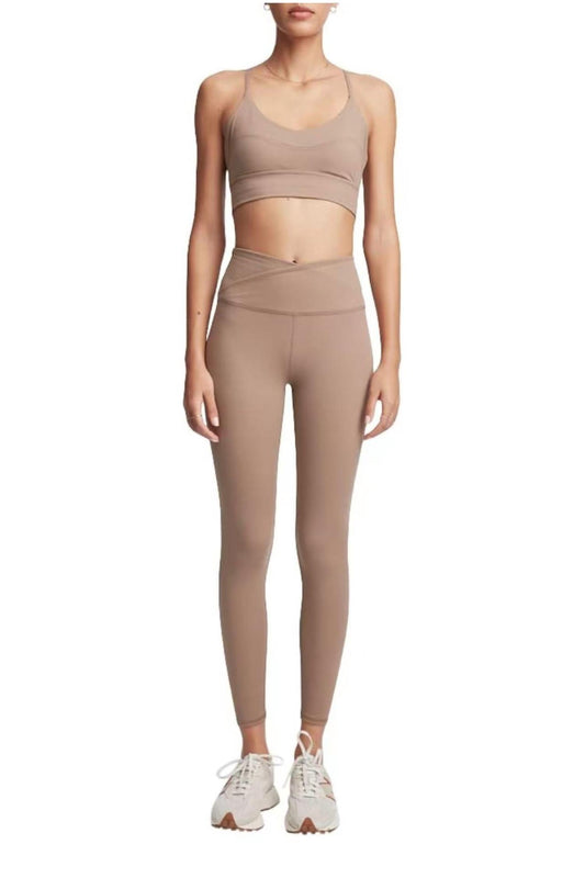 Bandier - Sincerely Jules The Rue Crossover